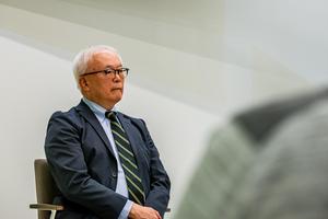 Global Political Messaging - Tomohiko Taniguchi-1